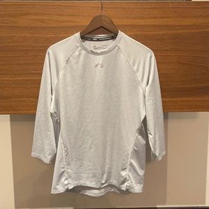 Under Armour Men’s Large fitted heatgear shirt